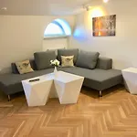 Great Apartament In A Heart Of Tallinn